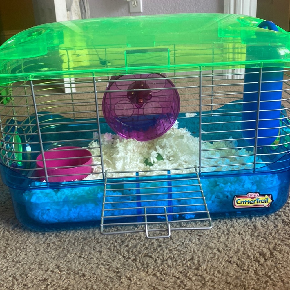 Hamster cage with Hamster wheel, Food bowl, And water bottle